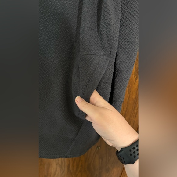 Duluth Trading Co. Women’s Textured Jacquard Funnelneck Tunic - XL - Picture 3 of 6